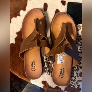 Mi Amore Brown Crossover Slide  Leather Sandals